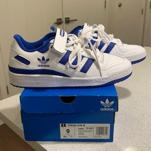 Adidas Forum Low women’s sneakers size 9 US. (Brand new never worn)